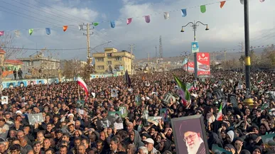 عزاداری مردم یاسوج در پی شهادت حضرت آیت‌الله العظمی امام خامنه‌ای+فیلم