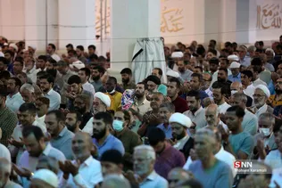 نماز عید قربان در حرم بانوی کرامت