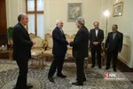 «علی بن مسعود السنیدی» وزیر تجارت و صنعت عمان و «الکساندر خوتیسیاشویلی» معاون وزیر خارجه گرجستان روز یکشنبه در دیدارهای جداگانه با محمدجواد ظریف وزیر امور خارجه ایران دیدار و گفت و گو کردند.