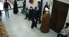 عقده‌گشایی علیه روحانیت موساد فرمان داد، پادو‌ها به صف شدند