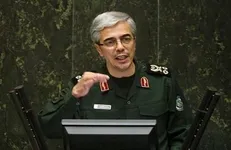 فردا، برگزاری نشست غیرعلنی مجلس با حضور سرلشکر باقری