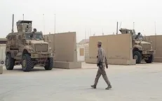 اصرار آمریکا بر ماندن در عین الاسد؛ واشنگتن به دنبال نفت و گاز است