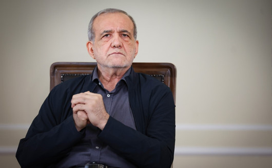 یاد نگرفتیم با همفکری به یکدیگر کمک کنیم، یاد گرفتیم دستور بدهیم و دیگران اطاعت کنند؛ اینجاست که کار خراب می‌شود