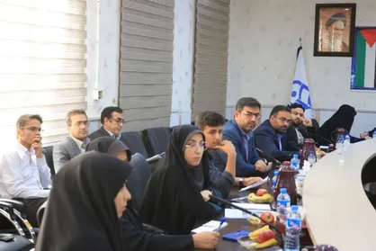 نشست دانشجویان دانشگاه فرهنگیان خوزستان با استاندار/ دانشجومعلمان از دغدغه&zwnj;هایشان گفتند