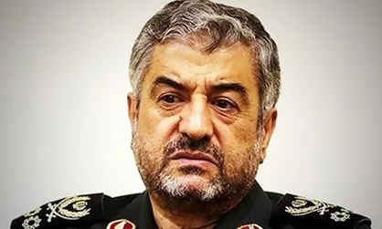سرلشکر جعفری از مناطق سیل&zwnj;زده مازندران بازدید کرد