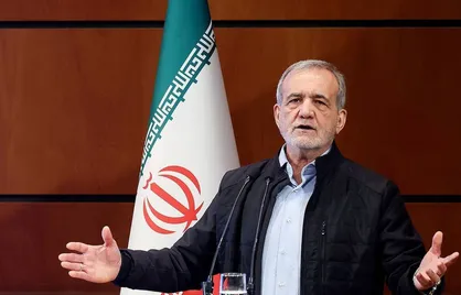 فیلم کامل سخنرانی رئیس جمهور در همایش بین المللی دیپلماسی مقاومت و گرامیداشت شهدای خدمت