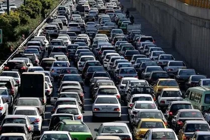 پلیس راهور| حجم بار ترافیک صبحگاهی در غرب به شرق معابر پایتخت