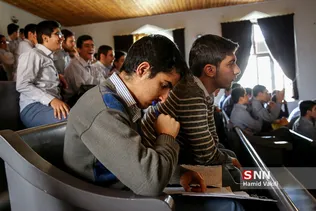 تماشای بازی پرسپولیس و کاشیما آنتلرز در دبیرستان البرز