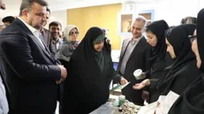 حل مشکلات کشور در همه زمینه‌ها نیازمند کار علمی و پژوهشی است