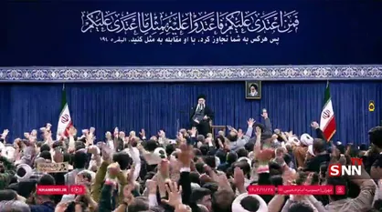 کتیبه نصب شده در دیدار امروز حسینیه امام خمینی: پس هرکس به شما تجاوز کرد، با او مقابله به مثل کنید