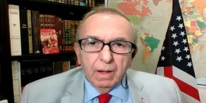 مشاور ترامپ: آمریکا قصد حمله به مواضع نظامی عراقی را دارد