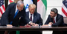 رسانه فلسطینی به اعراب خلیج فارس: اگر هدف صلح است، چرا با ایران نه؟