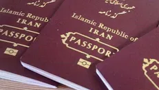 تمدید یک ساله و رایگان گذرنامه‌های شهروندان ایرانی خارج از کشور