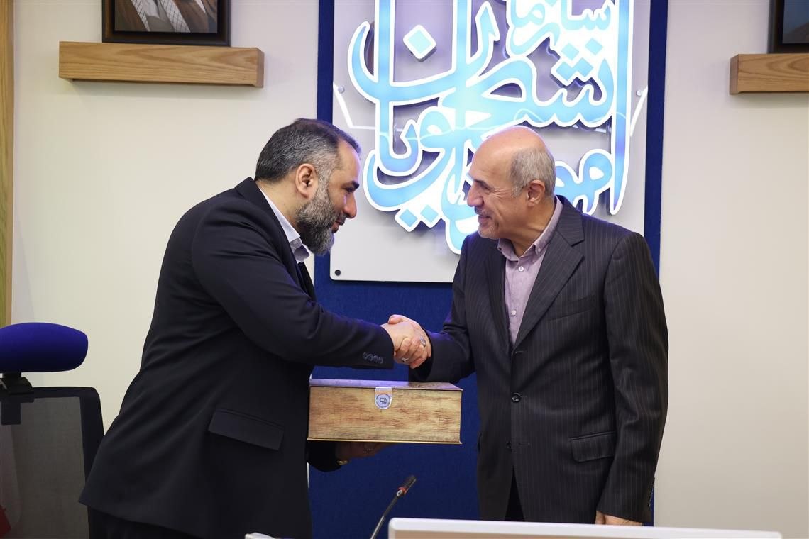 سامانه یکپارچه صدور معافیت تحصیلی دانشجویان خارج از کشور رونمایی شد/ حبیبا: رونمایی از سامانه خارج از کشور، گام نخست در هوشمندسازی کامل معافیت تحصیلی است + فیلم