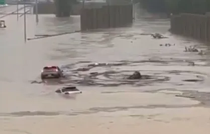 خیابان&zwnj;ها در ایالت تنسی آمریکا به رودخانه تبدیل شدند