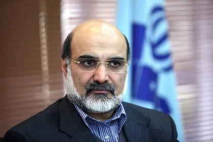 رئیس رسانه ملی دست به قلم شد