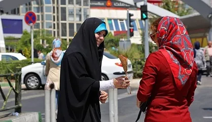 دولت انقلابی و مسأله زمین&zwnj;مانده &laquo;حجاب&raquo;