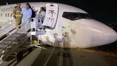 علت حادثه بوئینگ ۷۳۷ سپهران در مشهد مشخص شد / نقص سامانه مهار لرزش ارابه فرود
