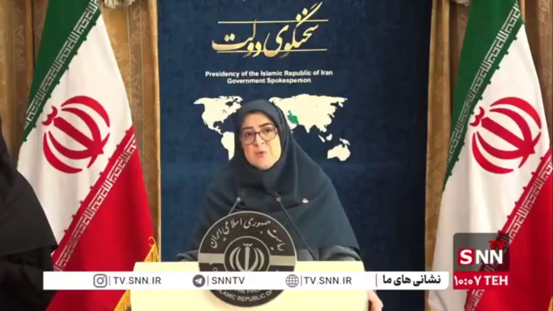مهاجرانی: ۸۵ درصد از تولیدات مواد غذایی ما وابسته به داخل است/ کمبود داروهای اساسی از ۶۴ قلم به ۳۲ قلم رسیده