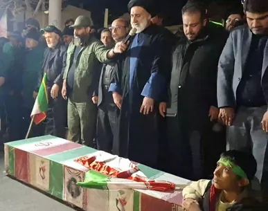 بدرقه باشکوه ۶ شهید حملات آمریکایی-صهیونیستی در سپیدان + فیلم