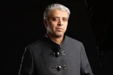 ایوب آقاخانی: شهادت کودکان میناب به ایرانیان وحدت بخشید/ به تهدید‌های ترامپ می‌‏خندم
