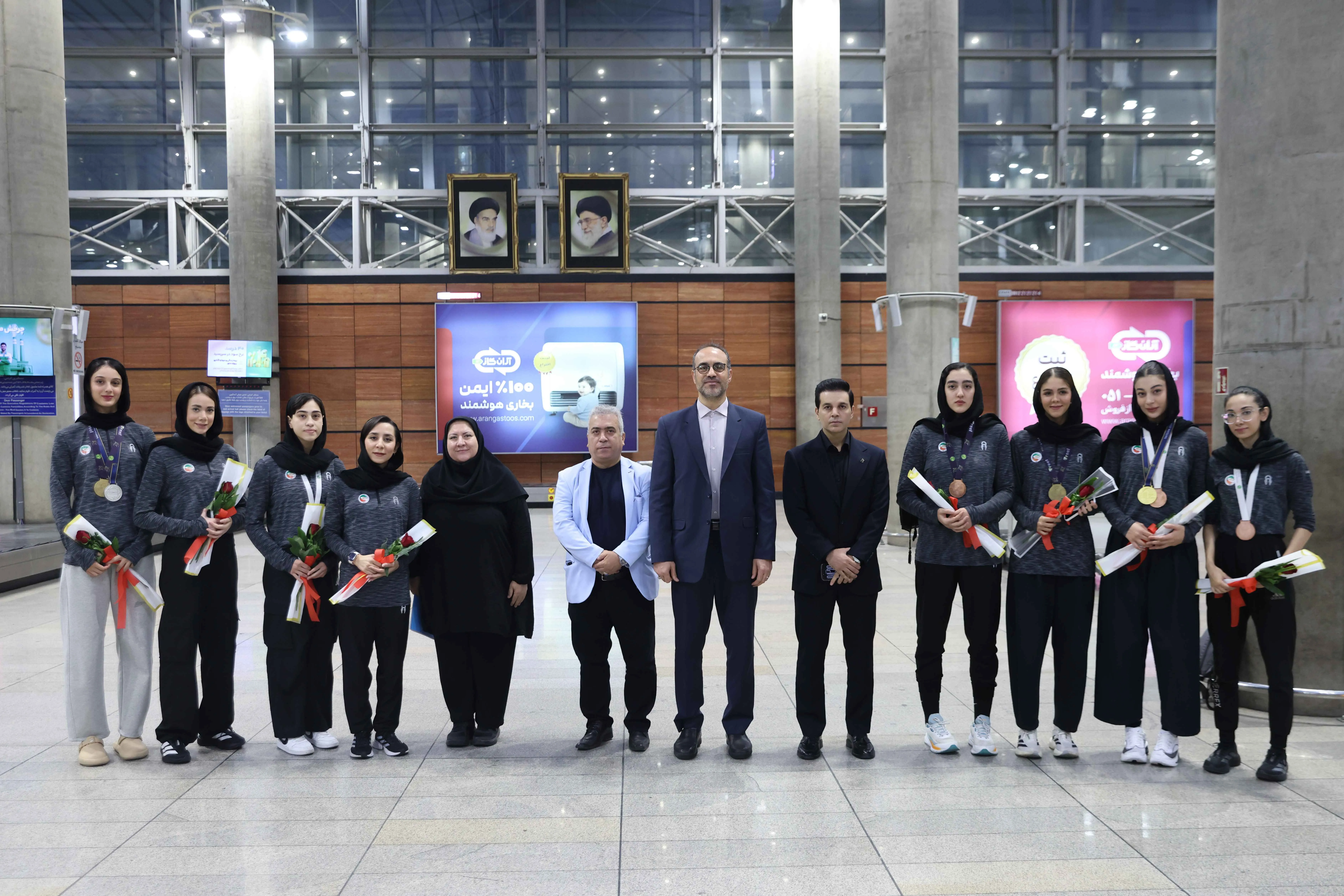بازگشت تیم ملی تکواندو ایران پس از درخشش در پرزیدنت کاپ و قهرمانی بانوان جهان
