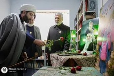 حضور جمعی از خادمان حرم مطهر رضوی در بیت رهبر شهید انقلاب در مشهد مقدس
