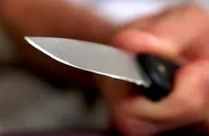 حمله به یک روحانی با چاقو/ ضارب متواری شد