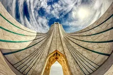 احداث پارکینگ طبقاتی درمیدان آزادی/افتتاح زیرگذراستادمعین درمهر۹۸