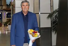لوپز برای مذاکره با استقلال وارد تهران شد+عکس