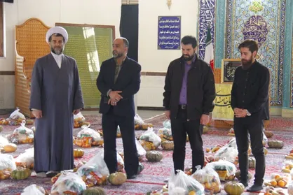 توزیع ۲۷۵ بسته &laquo;یلدای مادرانه&raquo; به همت بسیج دانشجویی دانشگاه آزاد لاهیجان در مناطق محروم