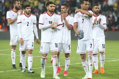 ژاپن یا استرالیا؛ حریف ایران در نیمه&zwnj;نهایی جام ملت&zwnj;ها + عکس