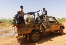 ارتش سودان از میدان نفتی هجلیج عقب‌نشینی کرد 