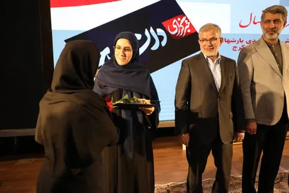 درخشش خبرنگار خبرگزاری دانشجو در جشنواره مطبوعات البرز