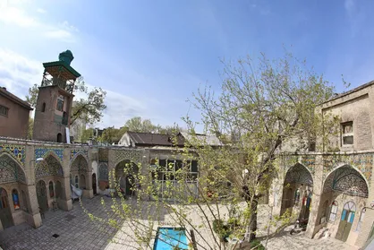 مرمت مسجد و ساعت تاریخی مشیرالسلطنه تا یک ماه آینده آغاز می شود