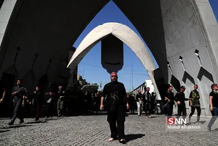دسته عزاداری روز عاشورا حسینی