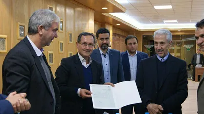 رئیس دانشگاه فردوسی مشهد در سمت خود ابقا شد