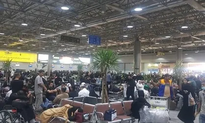 نبود هواپیمای جایگزین و سرگردانی طولانی&zwnj;مدت مسافران نجف-تهران معراج