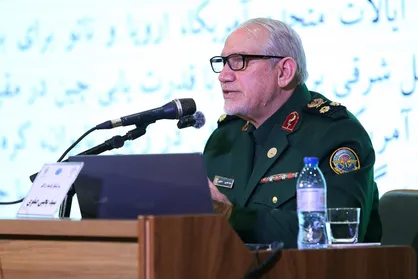 سرلشکر صفوی: انتقال نظام قدرت از غرب به شرق؛ تنها راه مقابله با آمریکا شکل&zwnj;گیری قطب قدرت جهان اسلام است