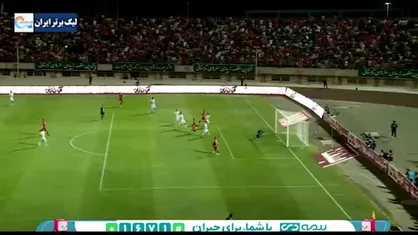 گل اول پرسپولیس توسط اورونوف در دقیقه ۶۵