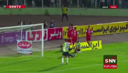 گل دوم پرسپولیس به خیبر توسط اورونوف (۹۰+۱) / پرسپولیس ۲ خیبر خرم&zwnj;آباد ۱