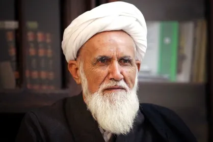 چرا &laquo;راه رشد&raquo; آیت&zwnj;الله حائری شیرازی پرفروش شد؟