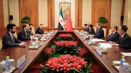 دیدار الشیبانی با وزیر خارجه چین در پکن