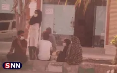 مردم هشت‌بندی از نبود مرکز درمانی و بیمارستان رنج می‌برند / وصل کردن سرم‌ بیماران به شاخه درختان!