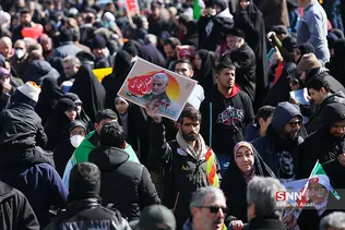 راهپیمایی 22 بهمن در تهران (2)