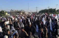 انتظار مردم بصره برای ورود پیکر ابومهدی المهندس