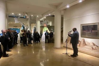 &laquo;بابا آب داد&raquo; افتتاح شد؛ وقتی آب، روایتگر فرهنگ و بحران می&zwnj;شود