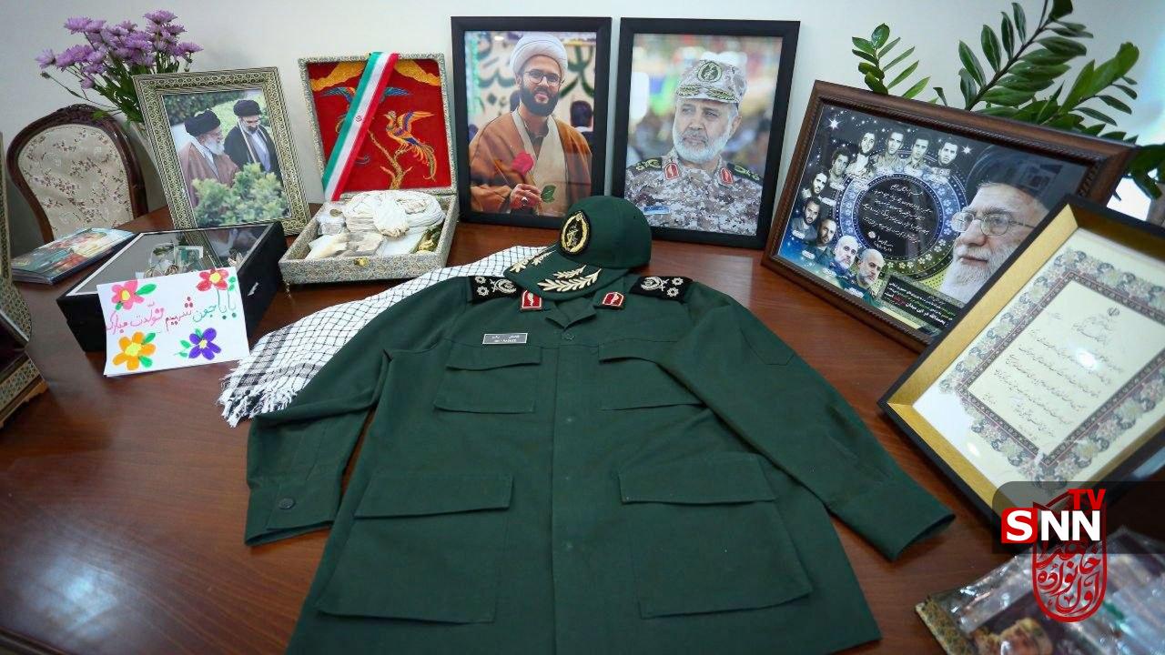 دیدار اعضای دفتر حفظ و نشر رهبر شهید انقلاب با خانواده سپهبد شهید رشید دیدار اعضای دفتر حفظ و نشر رهبر شهید انقلاب با خانواده سپهبد شهید رشید