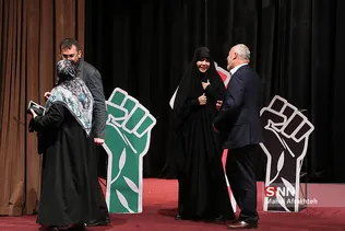 َُی