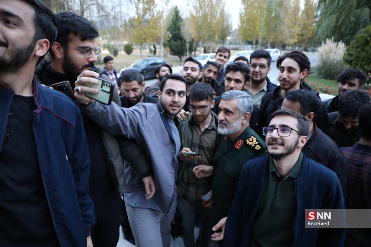سردار حاجی زاده